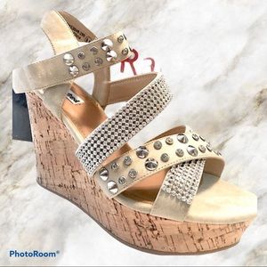 Not Rated: summer studded wedges 👠
